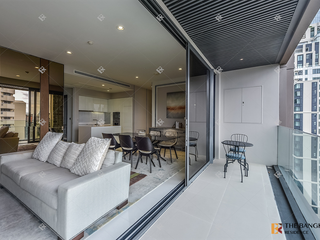 For rent 2 bedrooms condo in Khlong Toei, Bangkok