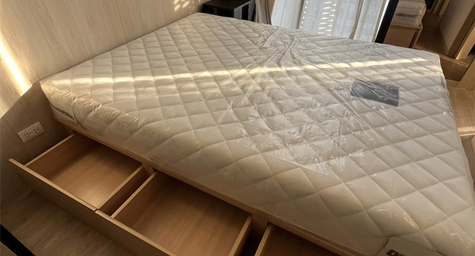 For rent 1 bed condo in Watthana, Bangkok