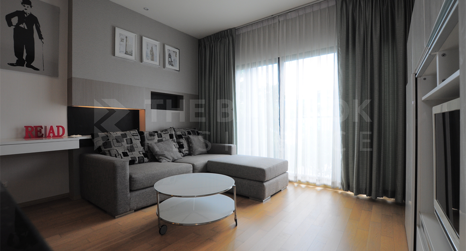 For rent 2 bedrooms condo in Khlong Toei, Bangkok