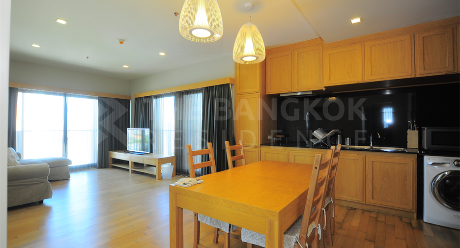 For rent 2 bedrooms condo in Khlong Toei, Bangkok