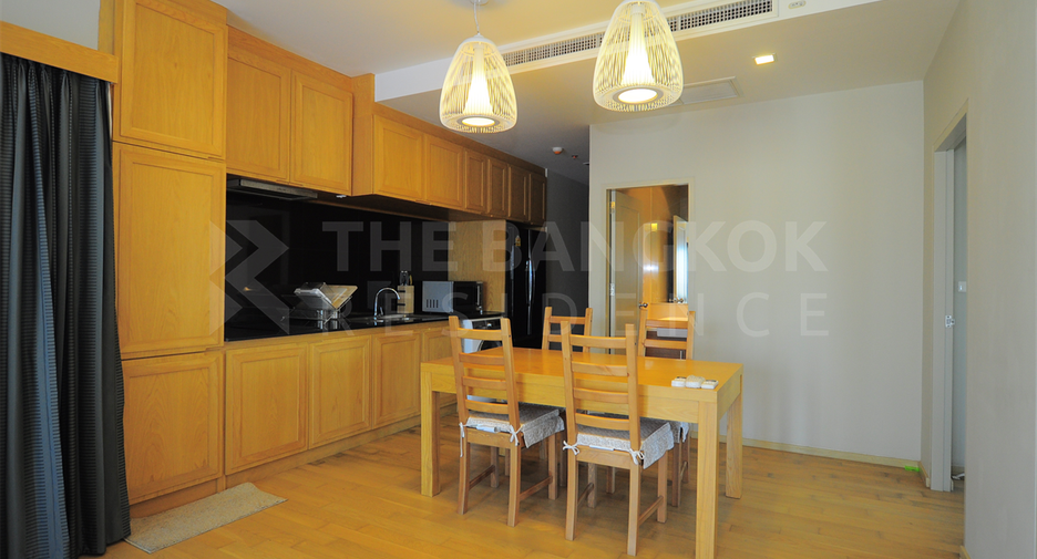 For rent 2 bedrooms condo in Khlong Toei, Bangkok