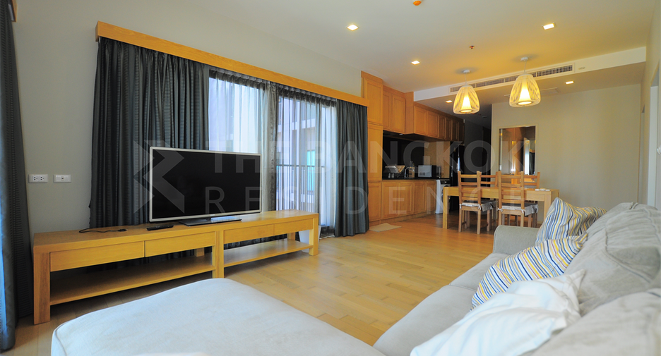 For rent 2 bedrooms condo in Khlong Toei, Bangkok