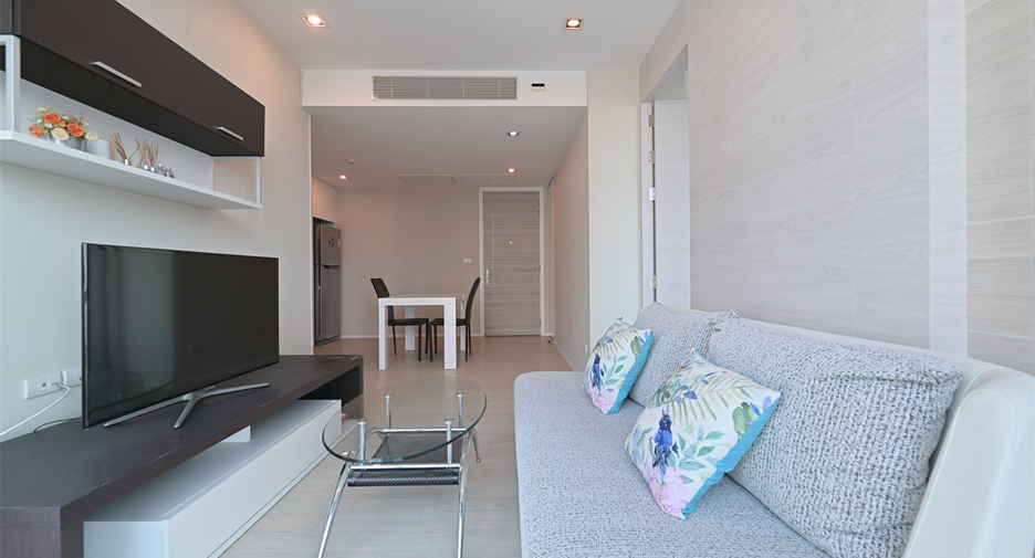 For rent 1 bed condo in Watthana, Bangkok