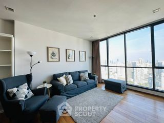 For sale 3 bedrooms condo in Khlong Toei, Bangkok