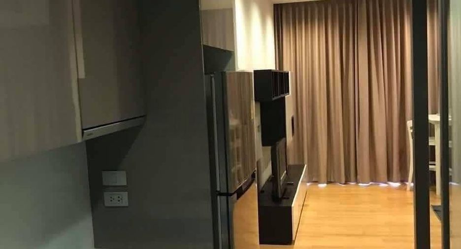 For sale 1 Beds condo in Khlong Toei, Bangkok