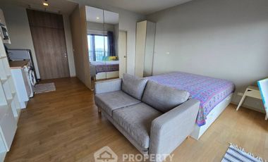 For sale 1 bed condo in Khlong Toei, Bangkok