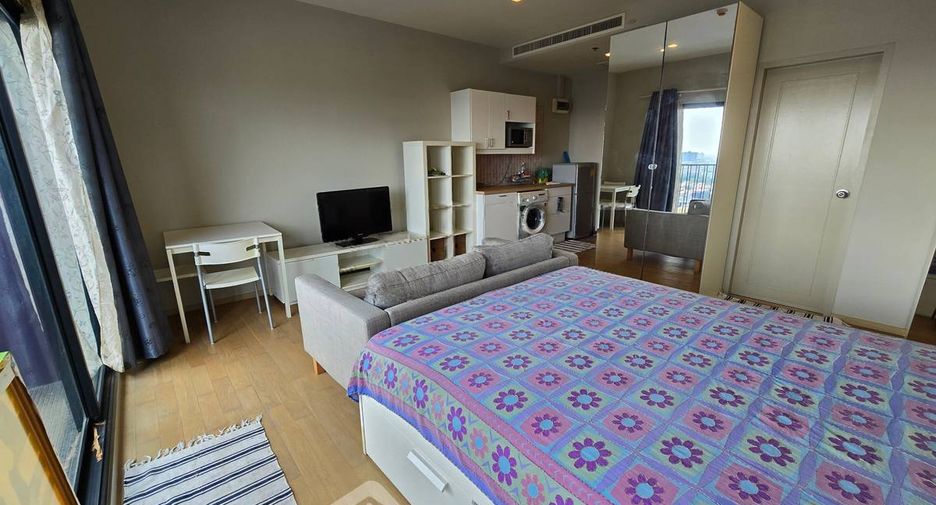 For sale 1 bed condo in Khlong Toei, Bangkok