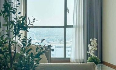 For sale 3 bedrooms condo in Watthana, Bangkok