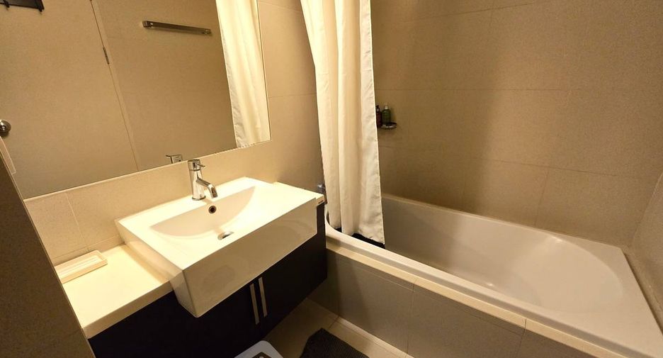 À vendre 1 chambre condo à Watthana, Bangkok