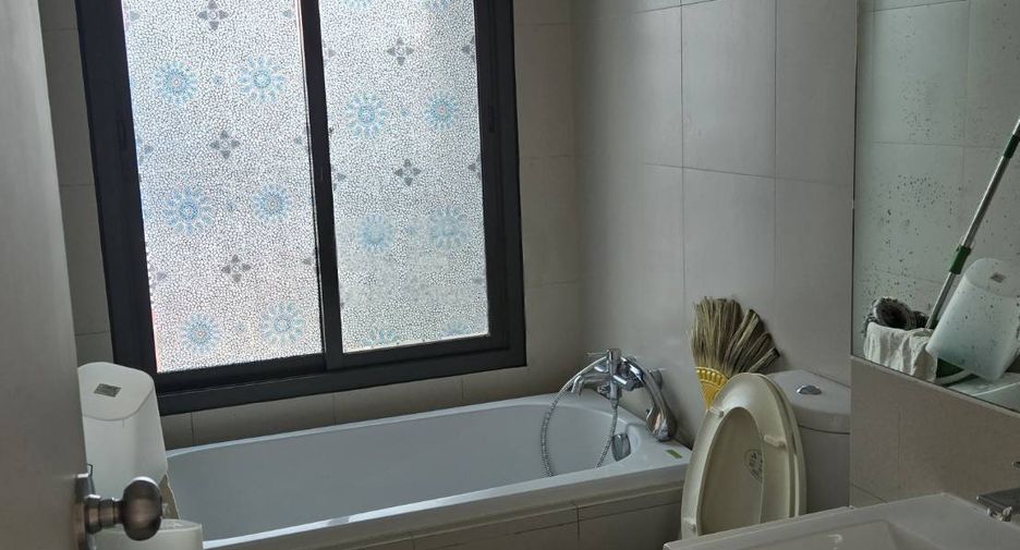À vendre 1 chambre condo à Watthana, Bangkok