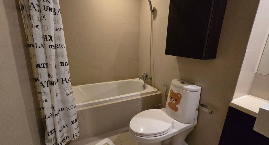 À vendre 1 chambre condo à Watthana, Bangkok