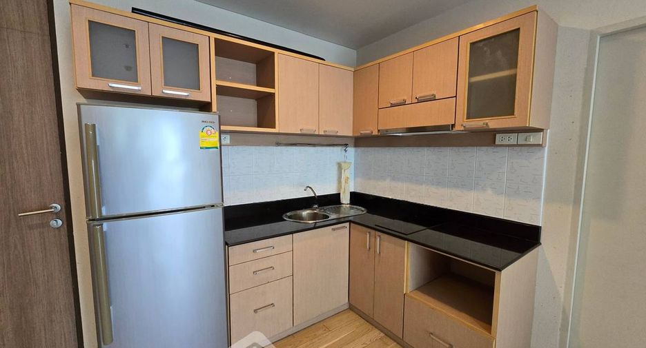 À vendre 1 chambre condo à Watthana, Bangkok