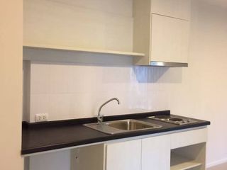 For sale 2 bedrooms condo in Huai Khwang, Bangkok