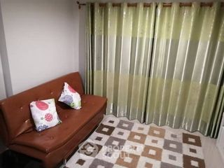 For sale 2 bedrooms condo in Huai Khwang, Bangkok