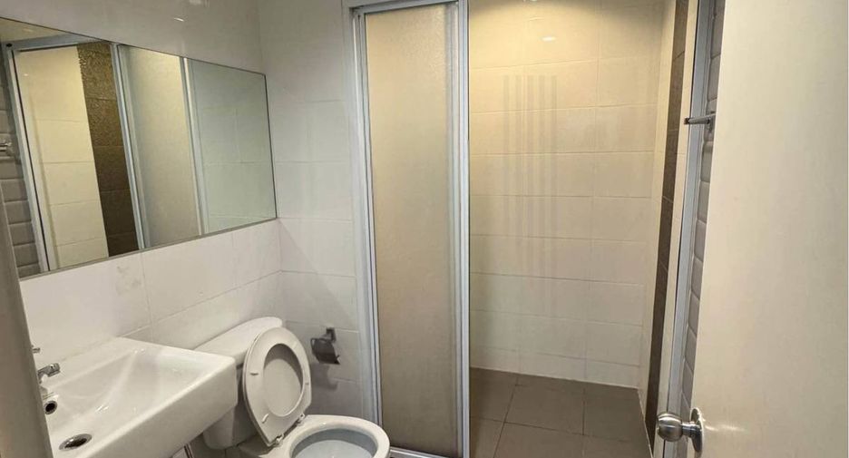 For sale 1 Beds condo in Khlong Toei, Bangkok