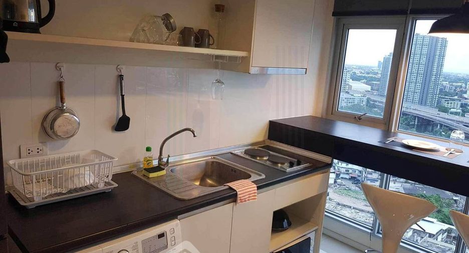 For sale 1 Beds condo in Khlong Toei, Bangkok