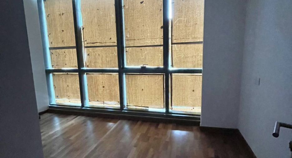 For sale 2 ベッドルーム condo in Pathum Wan, Bangkok