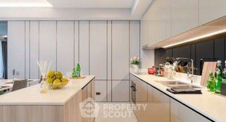For rent and for sale 3 bedrooms condo in Watthana, Bangkok