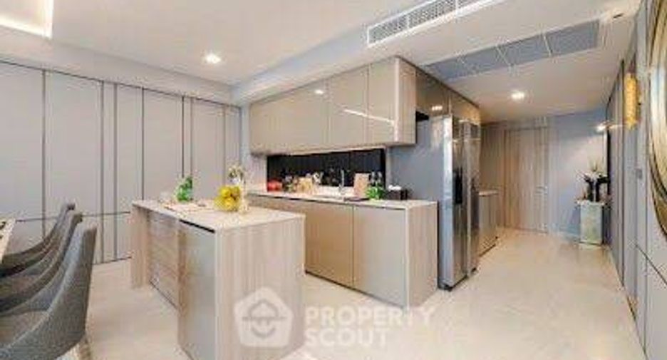 For rent and for sale 3 bedrooms condo in Watthana, Bangkok