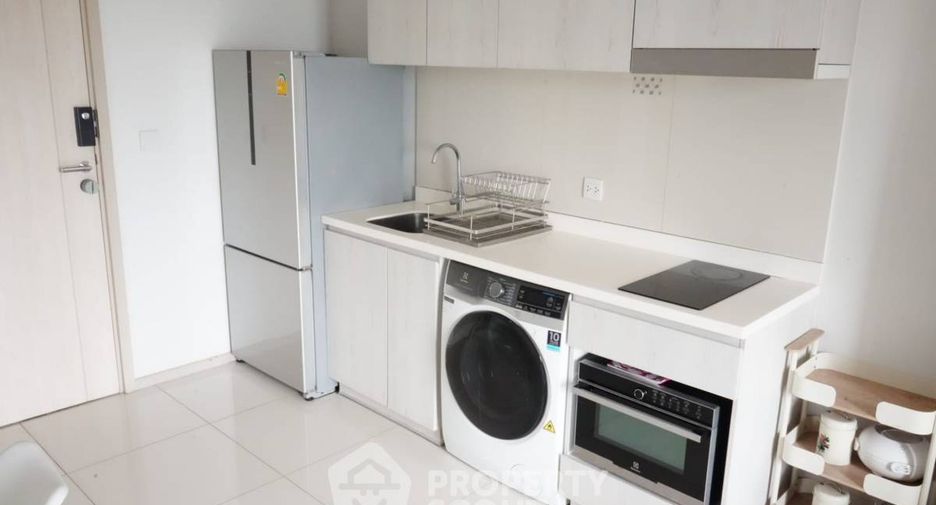 Condo en alquiler de 2 habitaciones en Pathum Wan, Bangkok