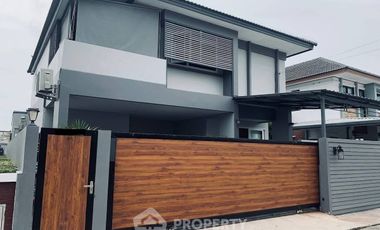 Villa en alquiler de 3 habitaciones en East Pattaya, Pattaya