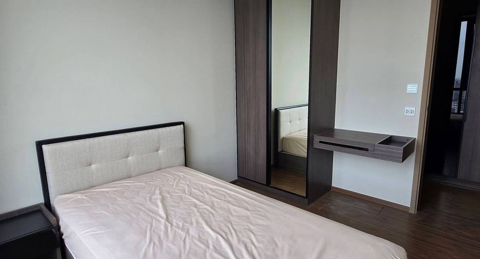 À louer 2 chambres condo à Khlong Toei, Bangkok