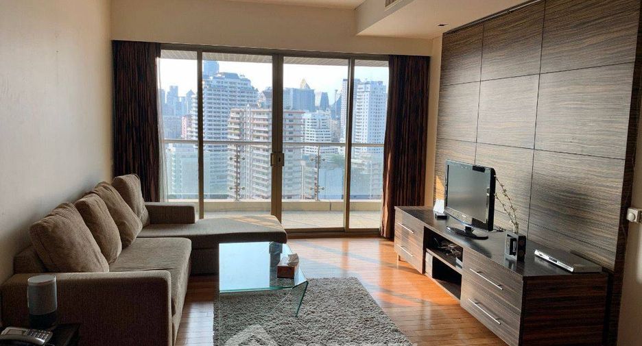 For rent 2 bedrooms condo in Khlong Toei, Bangkok