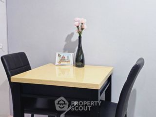 For rent 2 bedrooms condo in Phra Khanong, Bangkok