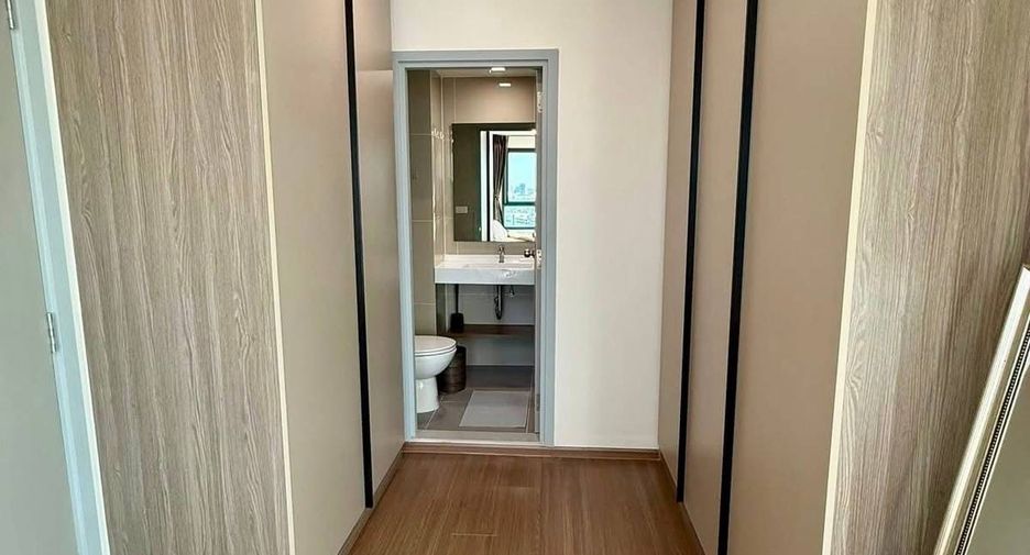 Condo en alquiler de 2 habitaciones en Phaya Thai, Bangkok