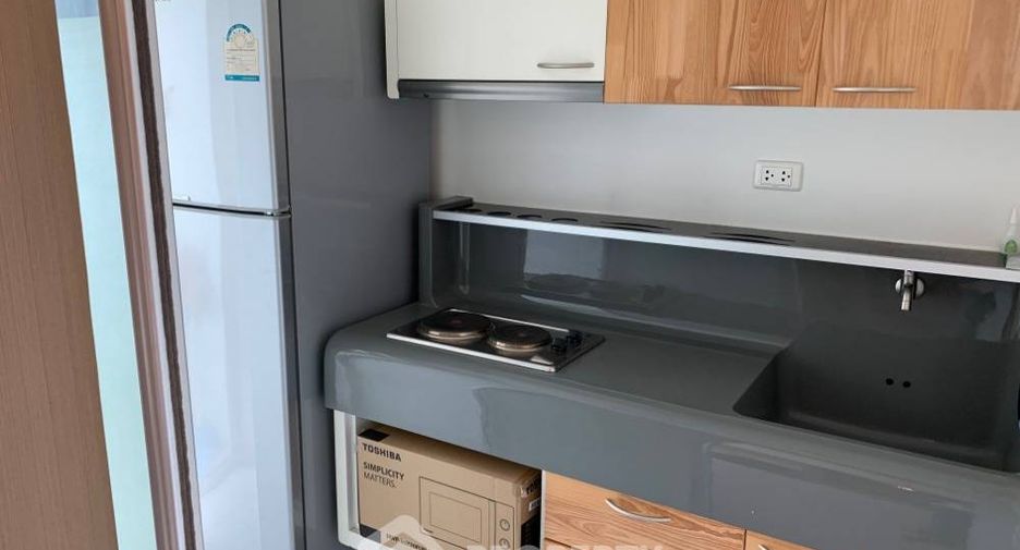 For rent 2 bedrooms condo in Khlong San, Bangkok