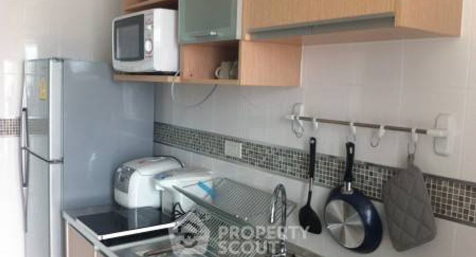 Condo en alquiler de 2 habitaciones en Si Racha, Chonburi
