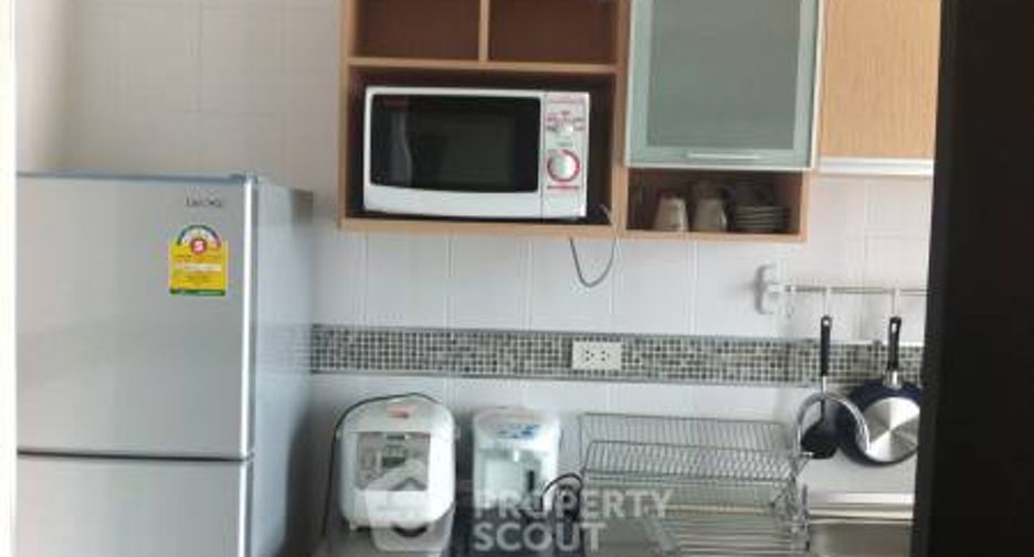 Condo en alquiler de 2 habitaciones en Si Racha, Chonburi