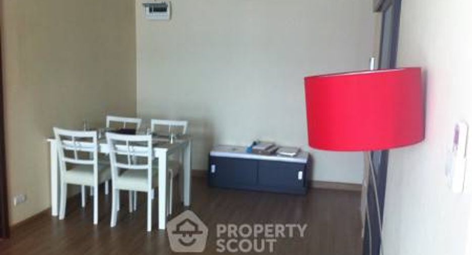 Condo en alquiler de 2 habitaciones en Si Racha, Chonburi