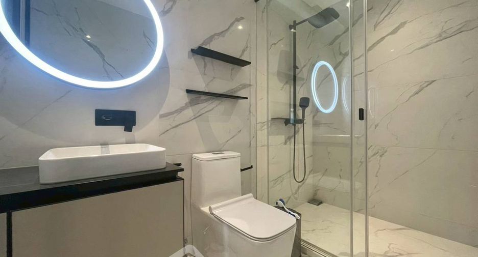 For rent 2 bedrooms condo in Ratchathewi, Bangkok