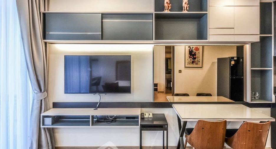 Wohnung zur Miete mit 1 Zimmer in Bang Rak, Bangkok