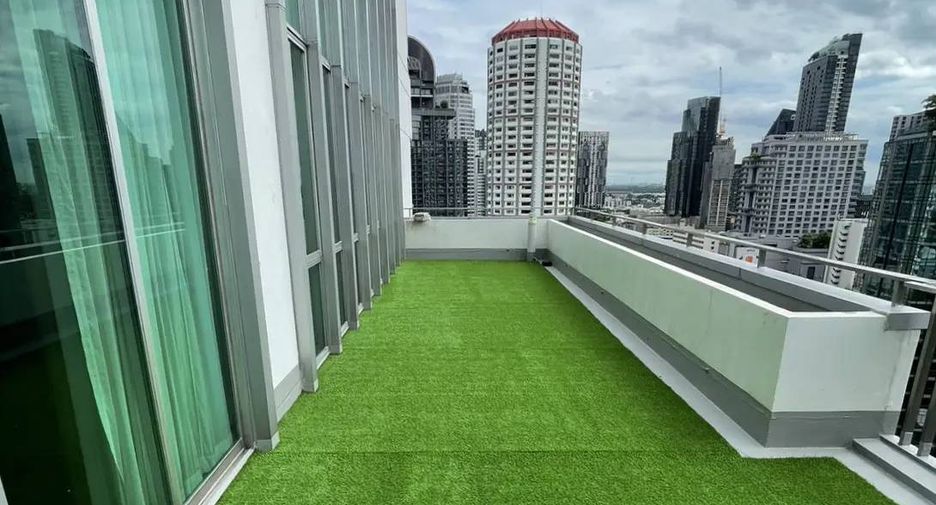 For rent 4 ベッドルーム apartment in Watthana, Bangkok