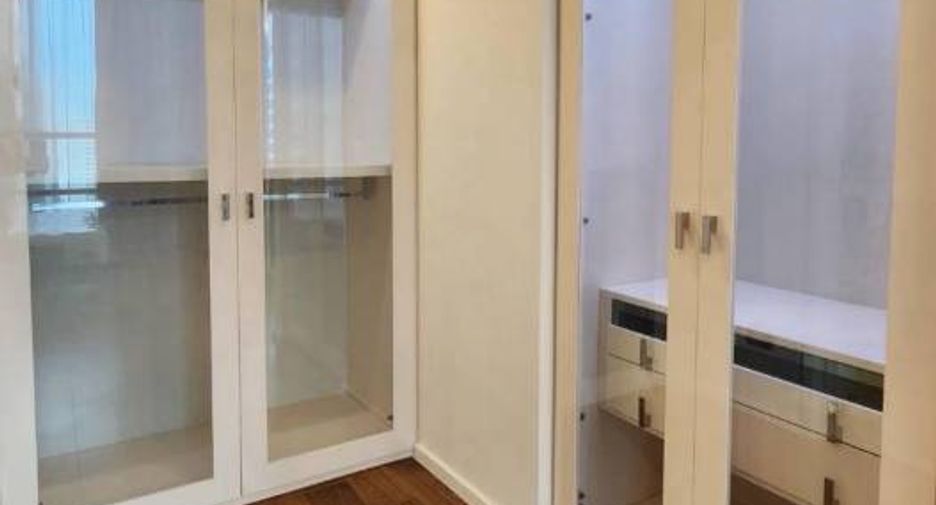 Condo en alquiler de 1 habitaciones en Sathon, Bangkok