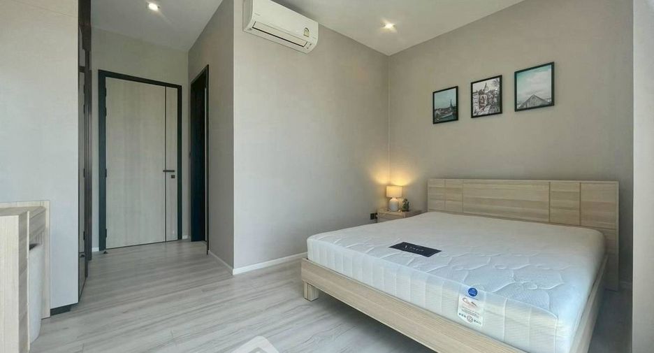 For rent 2 bedrooms condo in Ratchathewi, Bangkok