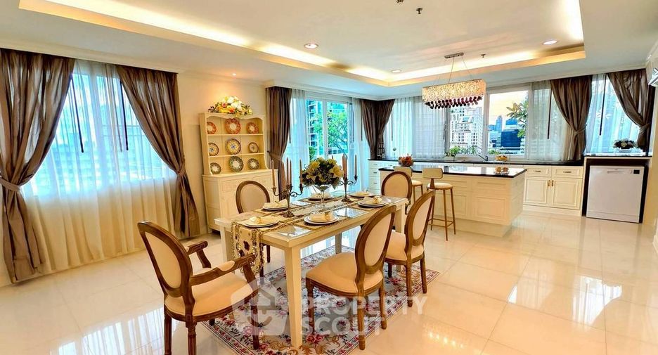 À louer 4 chambres appartement à Watthana, Bangkok
