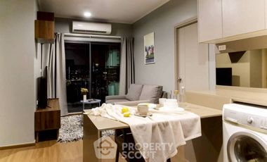 For rent 2 bedrooms condo in Phra Khanong, Bangkok