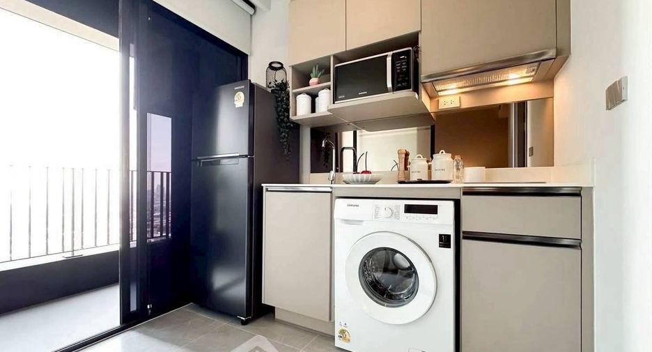 For rent 1 bed condo in Khlong Toei, Bangkok