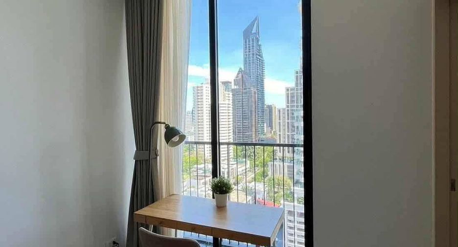 For rent 2 bedrooms condo in Watthana, Bangkok