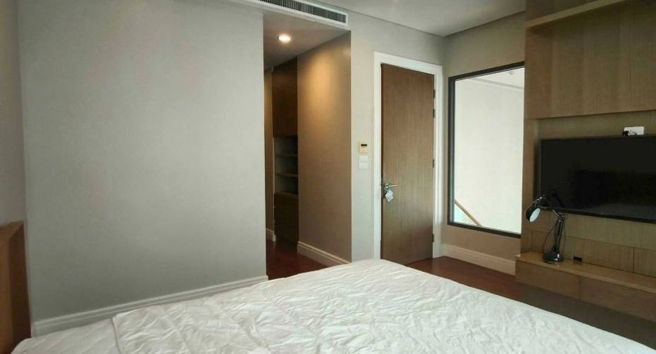 À louer 3 chambres condo à Khlong Toei, Bangkok