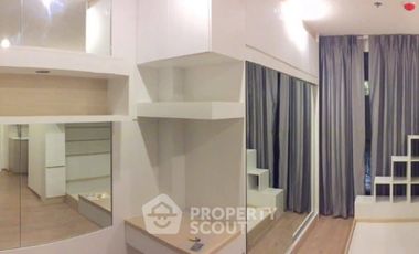 Condo en alquiler de 1 habitaciones en Bang Rak, Bangkok
