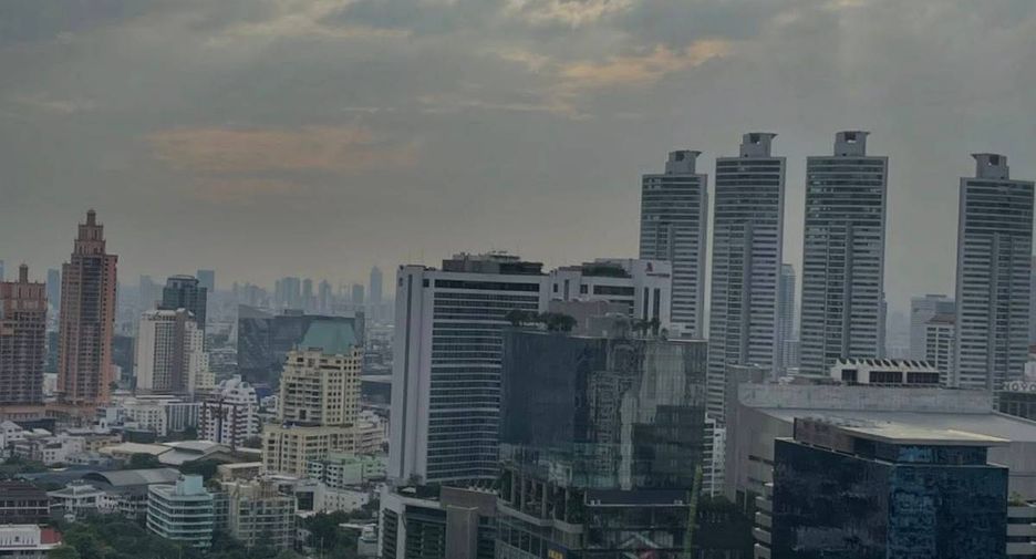 For rent 1 bed condo in Watthana, Bangkok