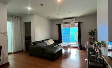 For rent 2 bedrooms condo in Phra Khanong, Bangkok