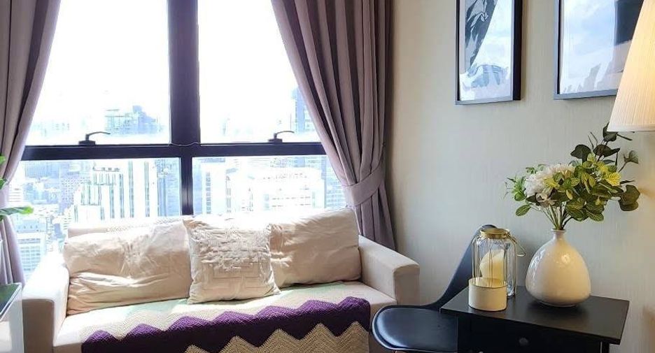 À louer 1 chambre condo à Khlong Toei, Bangkok