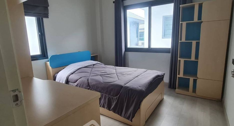 For rent 4 bedrooms house in East Pattaya, Pattaya