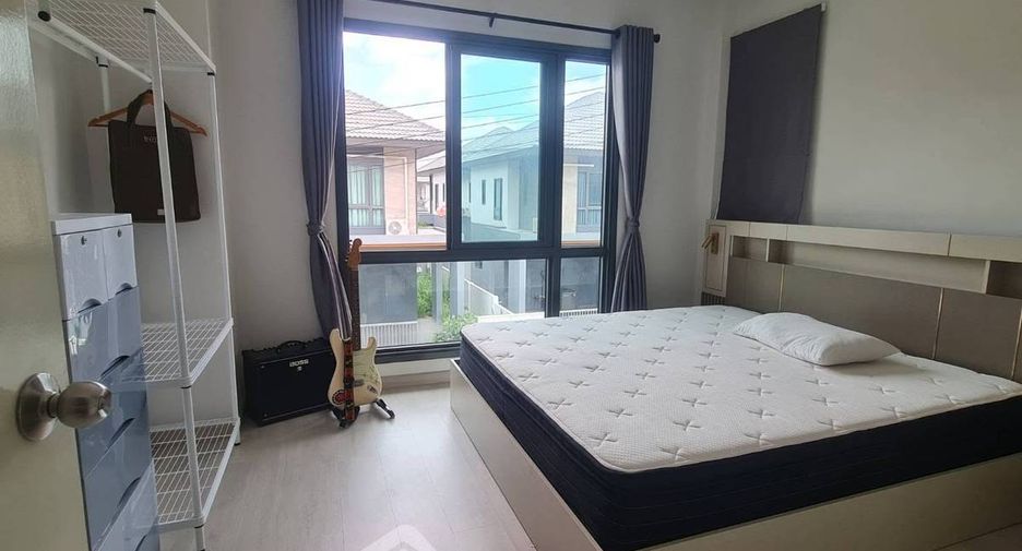 For rent 4 bedrooms house in East Pattaya, Pattaya