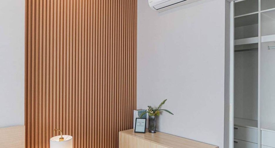 For rent 1 bed condo in Khlong San, Bangkok